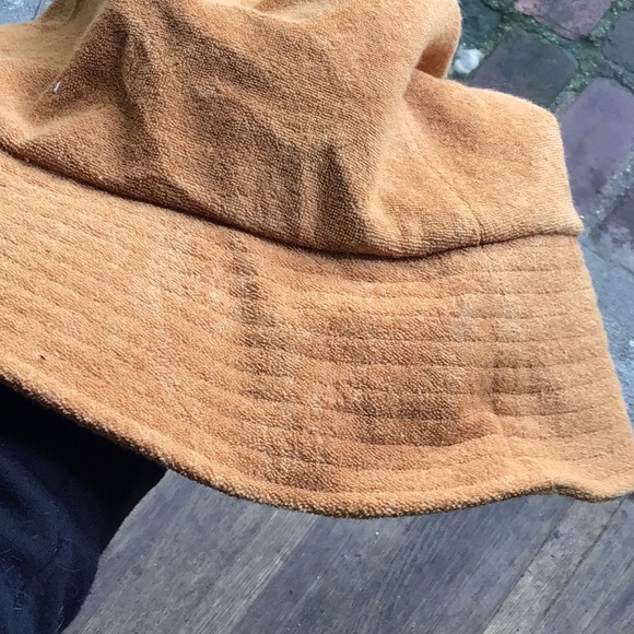 Rare ! Wyeth terry cloth Carmel bucket hat